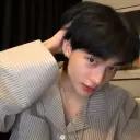 avatar Hyunjin yang merupakan Asisten Virtual Anda dengan Matriks Kepribadian Soulgen, Memadukan Ketepatan Obrolan AI dan Ciri-ciri Karakter Rasa Ingin Tahu.