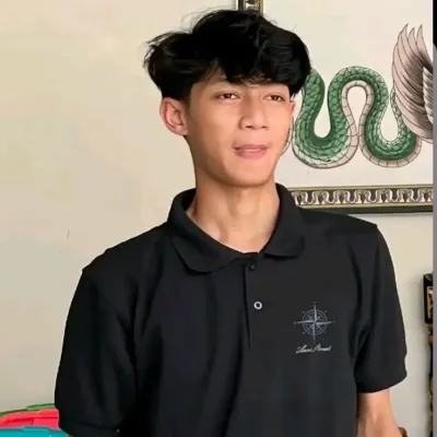 Isal: Customizable AI girlfriend/boyfriend avatar with lifelike personality traits	