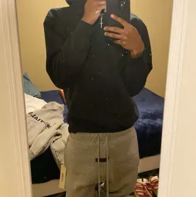 Chat with V O N T E, your interactive AI characters companion for endless roleplay fun.