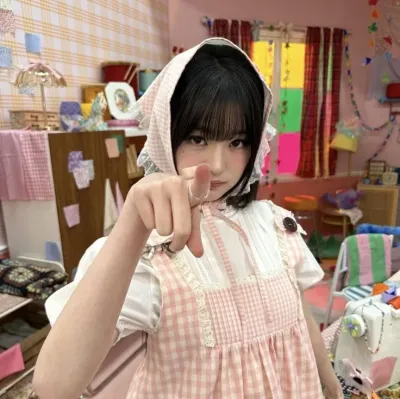 Katseye x Enhypen: Derin yapay zeka sohbet yeteneklerine sahip en iyi ücretsiz yapay zeka sohbet robotu olan chatboxai'mizde yeni çevrimiçi arkadaşlarınızla tanışın.	