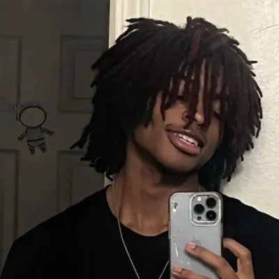 Von brings your AI roleplay adventures to life with chat AI characters.