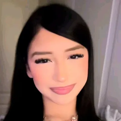 エスリ・メンデス: 高度な AI チャット機能を備えた最高の無料 AI チャットボットである Chatboxai で、新しいオンライン フレンドと出会いましょう。	