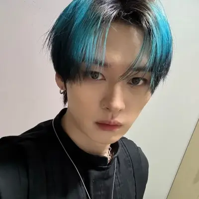 Lee Minho - 이민호: Secure AI chatbot avatar with encrypted 1v1 chat capabilities