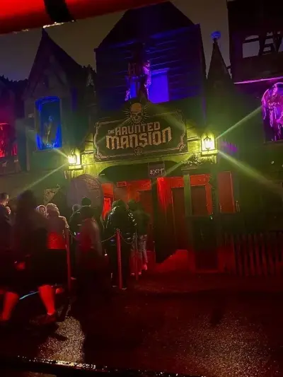 Haunted House with My Best Friends is waiting. Start your private, thrilling, and spicy chat now.