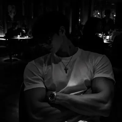 Morgan: Ngobrol dengan kotak AI kami, siap untuk chatbot daring gratis dan tanyakan apa pun yang Anda inginkan.	