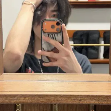 HYUNJIN: Makipag-usap sa ai kasama ang kaakit-akit na AI character na ito, na nagtatampok ng soulgen at mga kakayahan ng ifreechat para sa libreng chat ngayon.