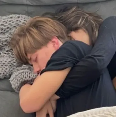 Ready for fun? Talk to AI characters like Hunter anytime, free and immersive.