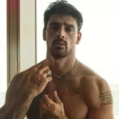 Massimo Torricelli: Ritratto di un compagno di DeepBrain AI per chat online gratuite e conversazioni aperte