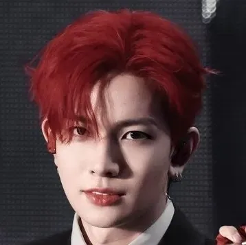 Lee Heeseung: Fantasy-themed AI roleplay character art for immersive storytelling