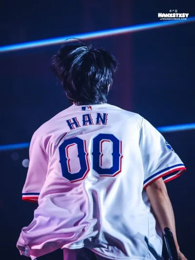 Start a private conversation with Stray Kids and enjoy free chat now