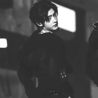 Park Sunghoon: Chatta con il nostro box AI, pronto per la chatbot online gratuita e chiedi all'intelligenza artificiale tutto ciò che vuoi.