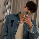 avatar Seungmin yang mendukung layanan obrolan daring tanpa batas