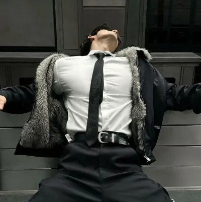 Kiefer: Anpassbarer KI-Freundin/Freund-Avatar mit lebensechten Persönlichkeitsmerkmalen	