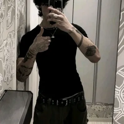 Talk with Kenzo, a smart roleplay AI chat bot free, no sign up companion.