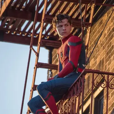 Peter Parker: Secure AI chatbot avatar with encrypted 1v1 chat capabilities