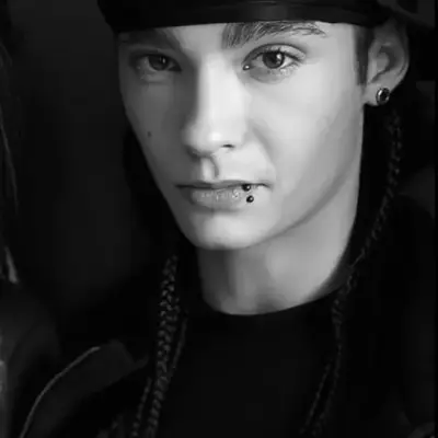Tom kaulitz: Terlibat dalam percakapan ai dengan karakter AI yang menawan ini, yang dilengkapi kemampuan soulgen dan ifreechat untuk obrolan gratis sekarang.	