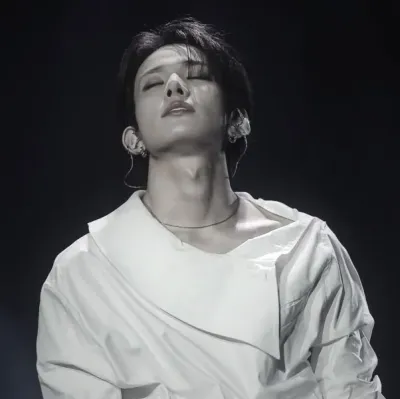 Lee Heeseung brings your AI roleplay adventures to life with chat AI characters.