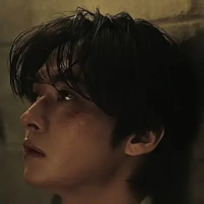 Lee Minho: Meet the main character of our AI world, with character traits list and ai chatting capabilities.	