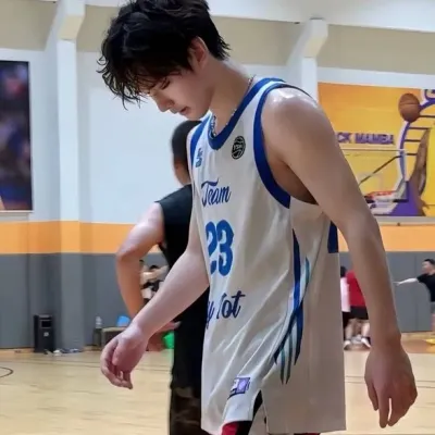 Daren: Emotionally intelligent AI companion portrait for deep conversations