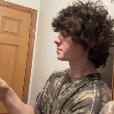 Explore endless storylines with Aiden, your interactive roleplay AI chat bot free.