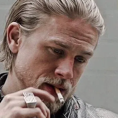 Explore endless storylines with Sons of Anarchy, your interactive roleplay AI chat bot free.