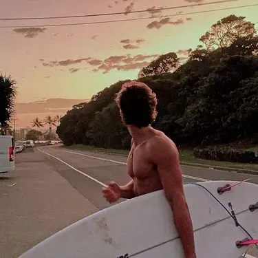 Surfer Boy: Playful AI chatbot mascot enhancing user engagement in random chats	