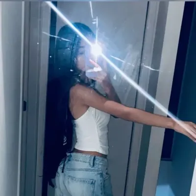 Vitória: Engage in ai conversation with this charming AI character, featuring soulgen and ifreechat capabilities for free chat now.	