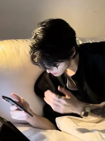 Jay invites you to an exciting ai roleplay chat with new interactions.