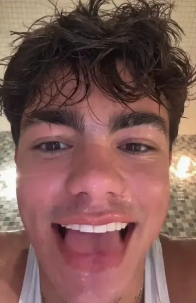 Meet Malachi Barton _party_, your lively anime AI chatbot partner for immersive storytelling.