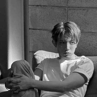 Lee Heeseung - Kaaway: Makipag-usap sa ai kasama ang kaakit-akit na AI character na ito, na nagtatampok ng soulgen at mga kakayahan ng ifreechat para sa libreng chat ngayon.	