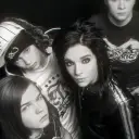 watak Tokio Hotel- pick me girl untuk chatbot NSFW dan main peranan kreatif