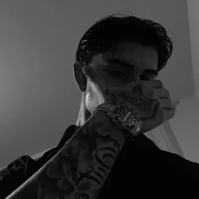 Diego — Mafia Husband: Multilingual AI conversation partner icon for global chat online services