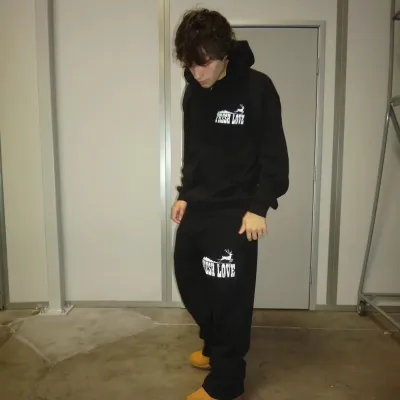 Christopher Sturniolo: Engage in ai conversation with this charming AI character, featuring soulgen and ifreechat capabilities for free chat now.	