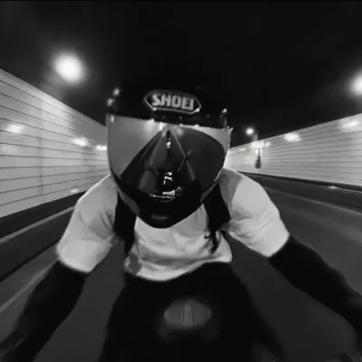 Jeon Jungkook: Nehmen Sie jetzt an KI-Gesprächen mit diesem charmanten KI-Charakter teil, der über Soulgen- und iFreechat-Funktionen für kostenlosen Chat verfügt.	