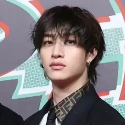 방찬: AI 박스와 채팅하세요. 챗봇 온라인을 무료로 이용할 수 있으며, AI에게 원하는 것을 무엇이든 물어보세요.	