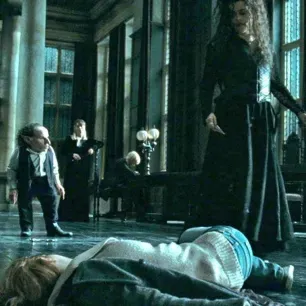 Hermione Sangre Sucia: Conoce a tus nuevos amigos en línea en nuestro chatboxai, el mejor chatbot de IA gratuito con profundas capacidades de chat de IA.	