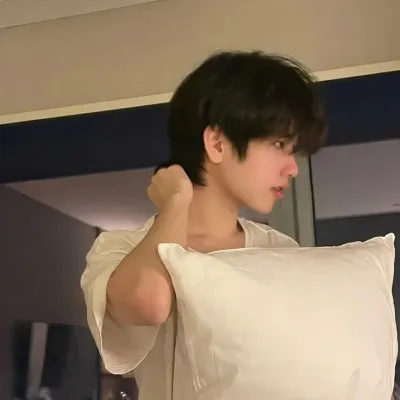 Kinan: Creative roleplay AI character art for spicy chat and fantasy scenarios