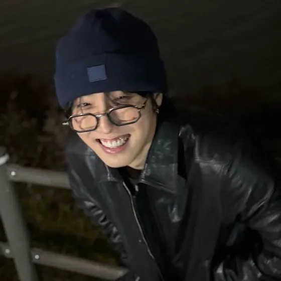 Among the many ai chatting roles, Han Jisung is one of the most popular and interactive.