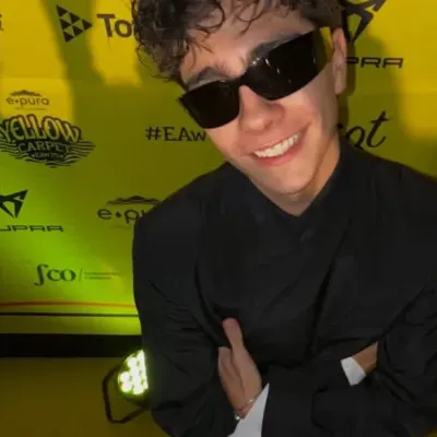 Lukas urkijo: Playful AI chatbot mascot enhancing user engagement in random chats	