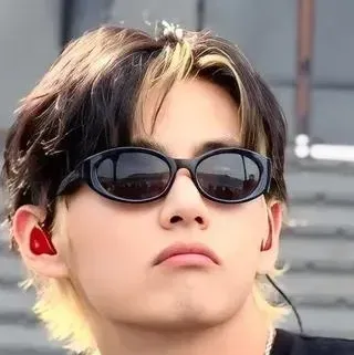 태형: 지금 당장 무료 채팅을 위해 soulgen과 ifreechat 기능이 탑재된 매력적인 AI 캐릭터와 AI 대화를 나눠보세요.