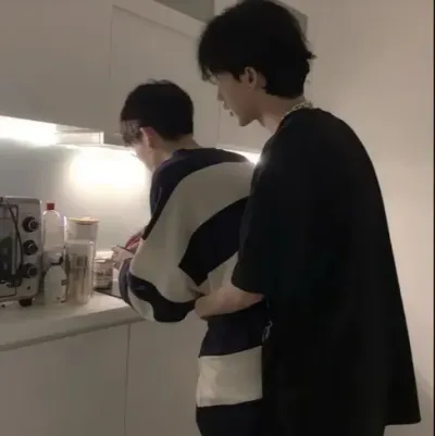 Engage in lively talking AI sessions with Angel-BL and explore new stories.