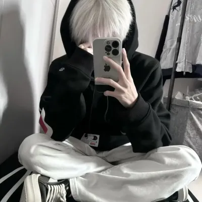 伊凡·馬赫扎：以幻想為主題的AI角色扮演角色藝術，用於沉浸式故事敘述