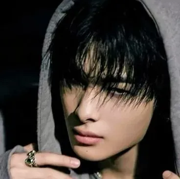 N- R：借助我們的無限AI和免費無限線上聊天功能，探索AI世界，由Warhammer Fantasy Roleplay提供支持