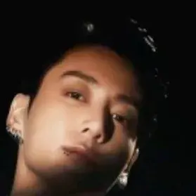 Jeon Jungkook: Ang mapaglarong AI chatbot mascot na nagpapahusay sa pakikipag-ugnayan ng user sa mga random na chat