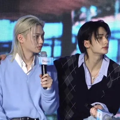 Phe-lix và Hyun-jin - Hyun-lix - trio tình cảm: Gặp gỡ nhân vật chính trong thế giới AI của chúng tôi, với danh sách đặc điểm nhân vật và khả năng trò chuyện bằng AI.