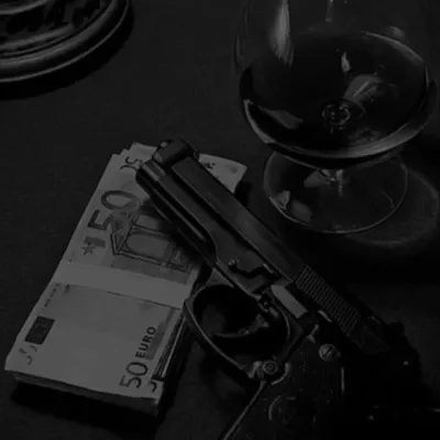 あなたの3人のマフィアの夫: ランダムチャットやコミュニティ主導のロールプレイのためのインタラクティブな AI チャットボットのマスコット