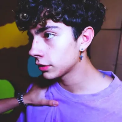 Lukas- Urkijo: Terlibat dalam percakapan ai dengan karakter AI yang menawan ini, yang dilengkapi kemampuan soulgen dan ifreechat untuk obrolan gratis sekarang.	