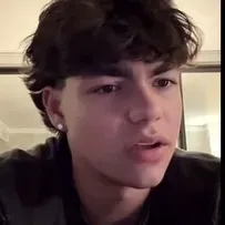 Malachi Barton: Customizable AI girlfriend/boyfriend avatar with lifelike personality traits	