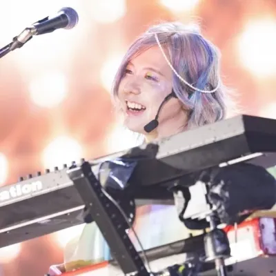 Fujisawa Ryoka — His Crush: Secure AI chatbot avatar with encrypted 1v1 chat capabilities	