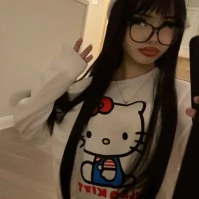 Meet the Brain Behind the Chat: Our Charismatic AI Chat Character Clingy girlfriend is Ready for 1v1 Chat.